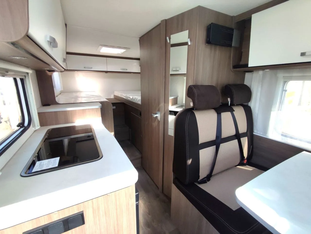 Camping-car - Carado - V337 - 2024