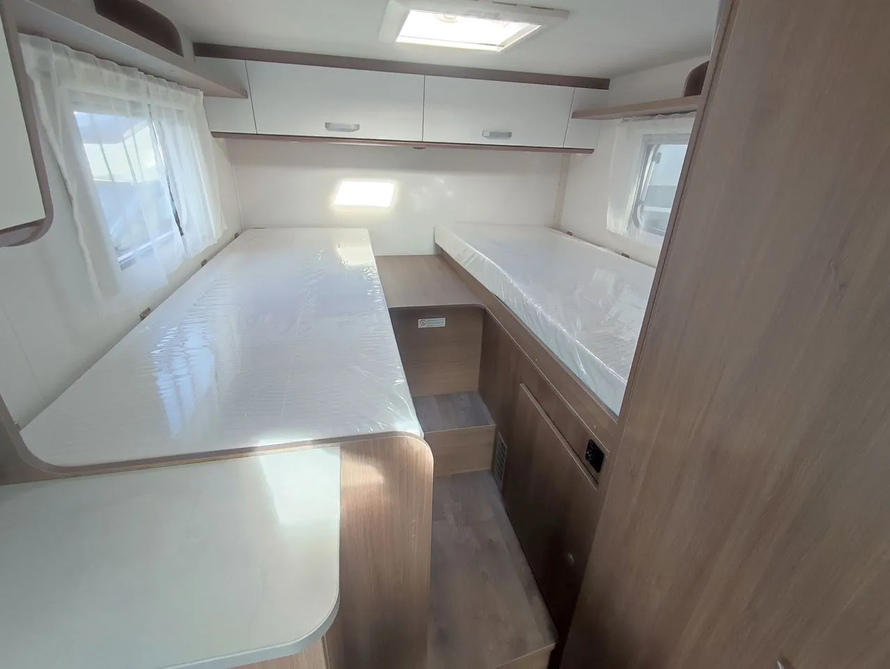 Camping-car - Carado - V337 - 2024