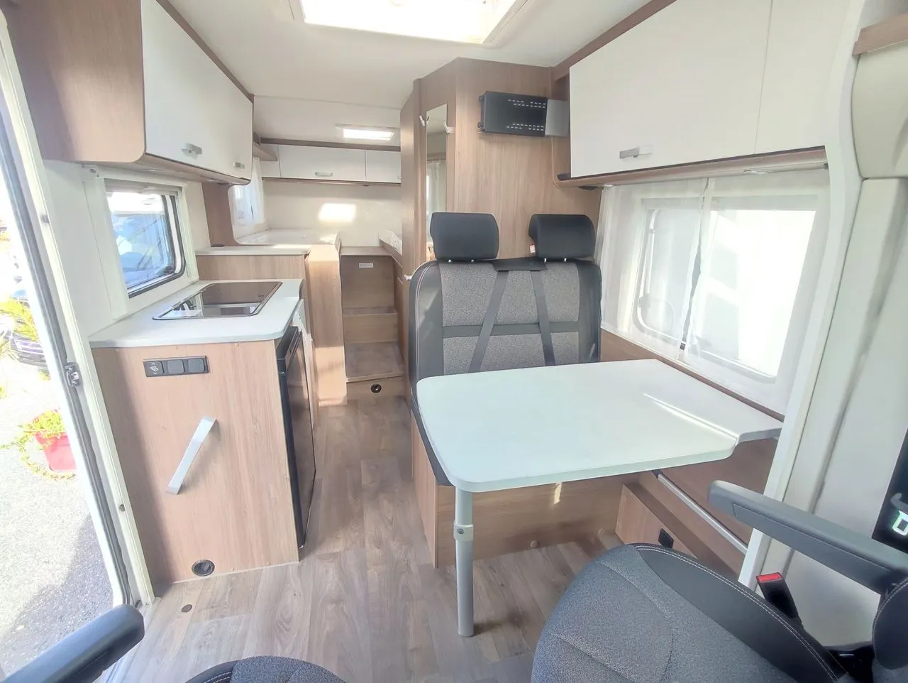 Camping-car - Carado - V337 - 2024
