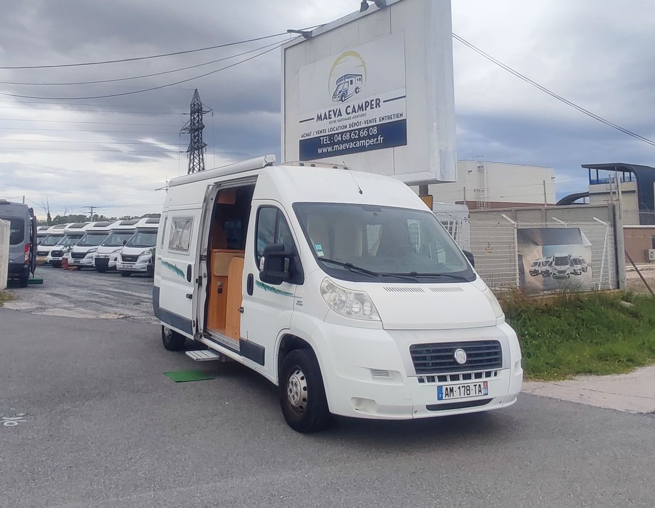 Camping-car FONT VENDOME LE BRANTOME
