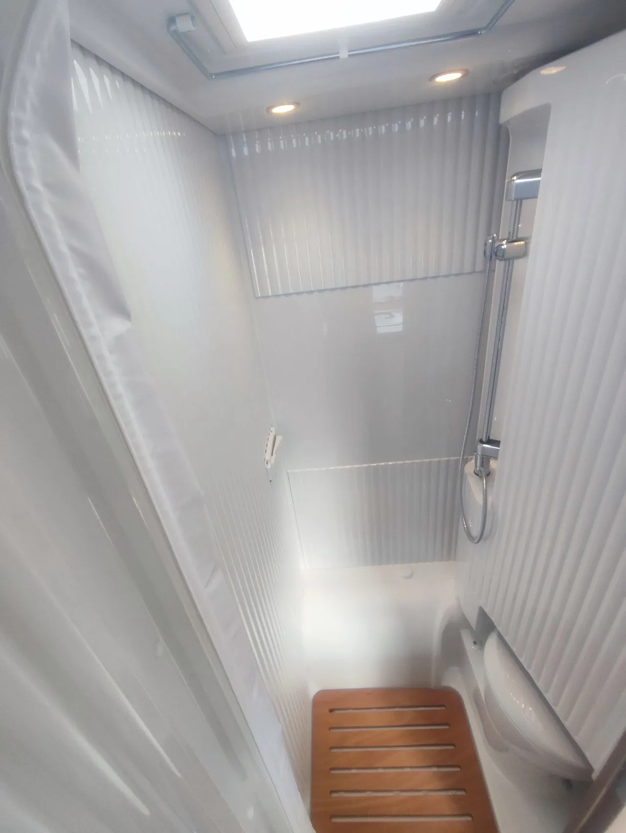 Camping-car - Carado - V 347 PRO - 2026