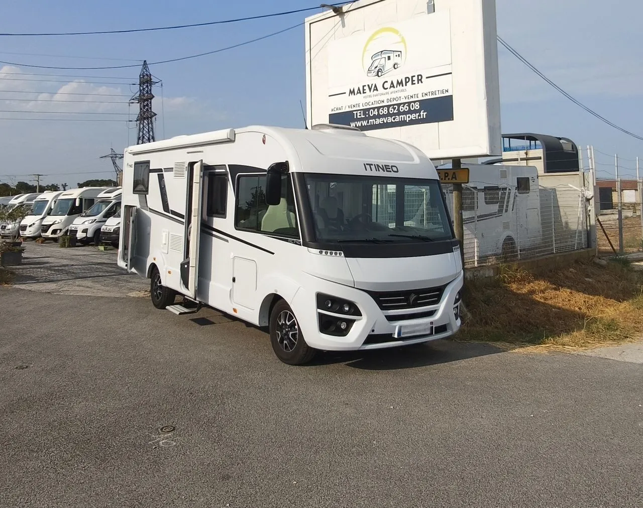 Camping-car occasion – Intégral — Camping-car profilé