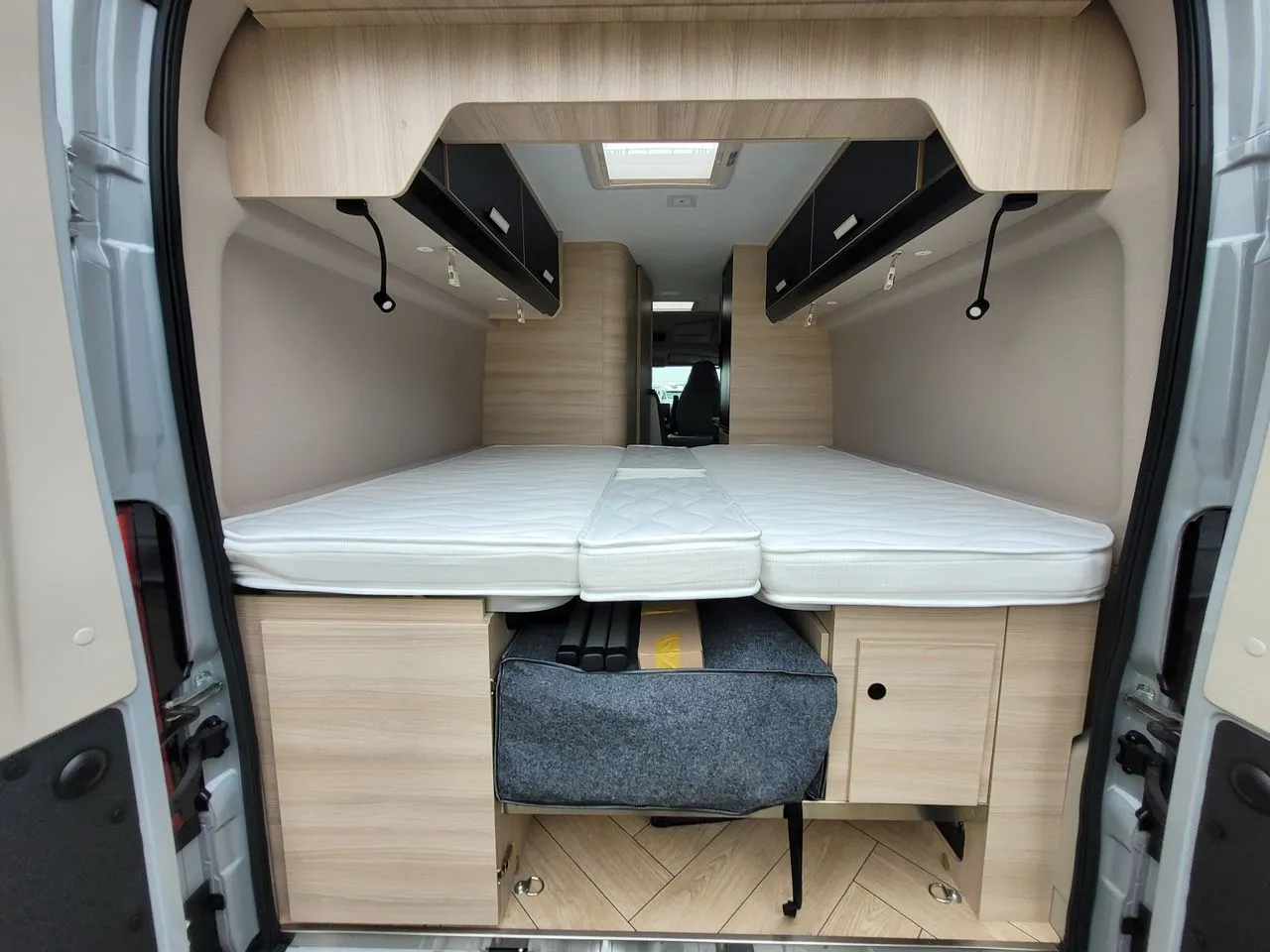 Fourgon aménagé - Chausson - V697 SPORT LINE - 2026