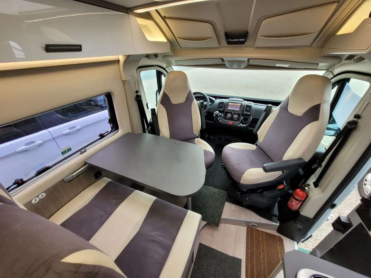 V594 MAX SPORT LINE ROAD LINE VIP