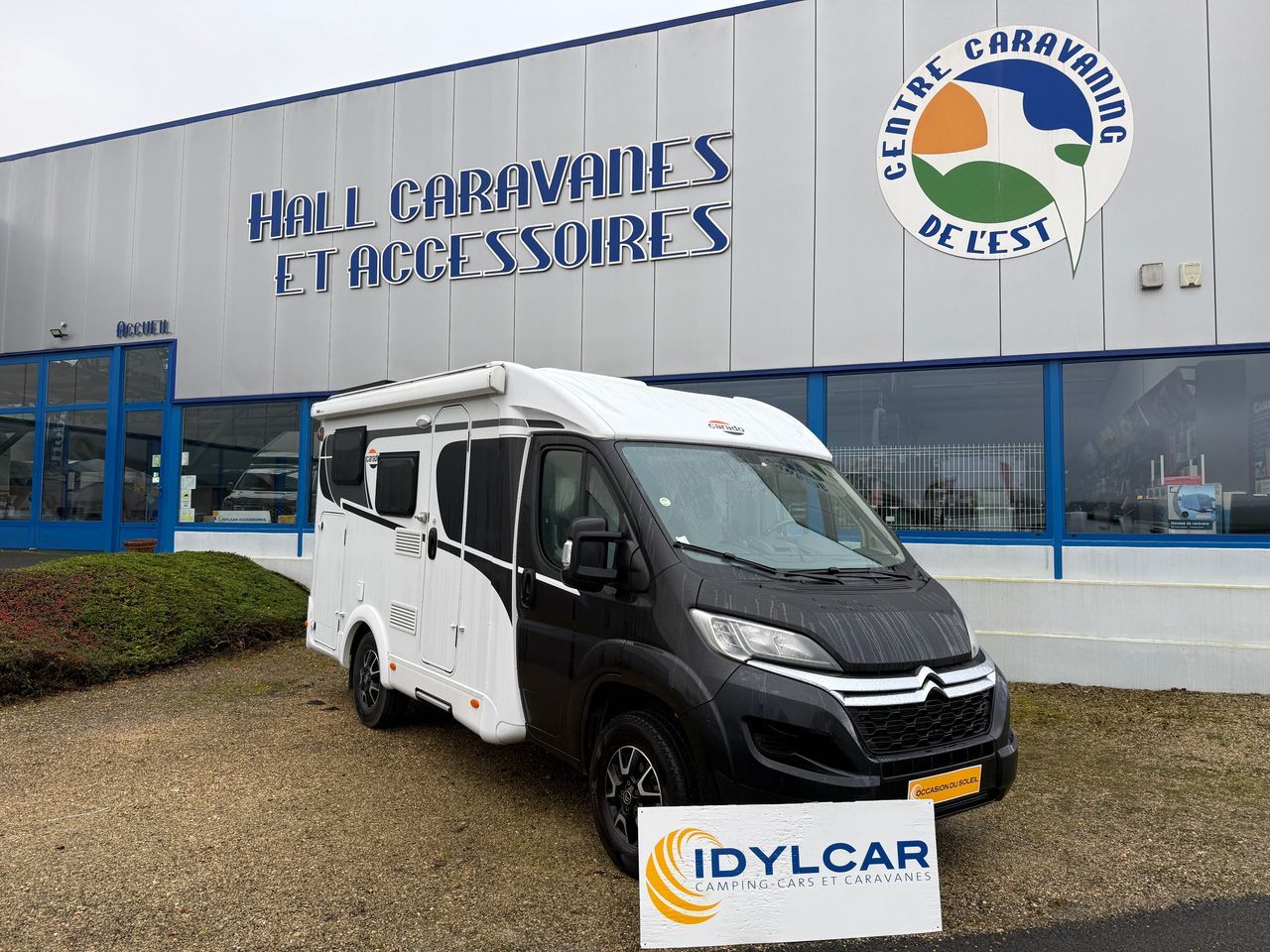 Camping-car CARADO V 132 ÉDITION 15