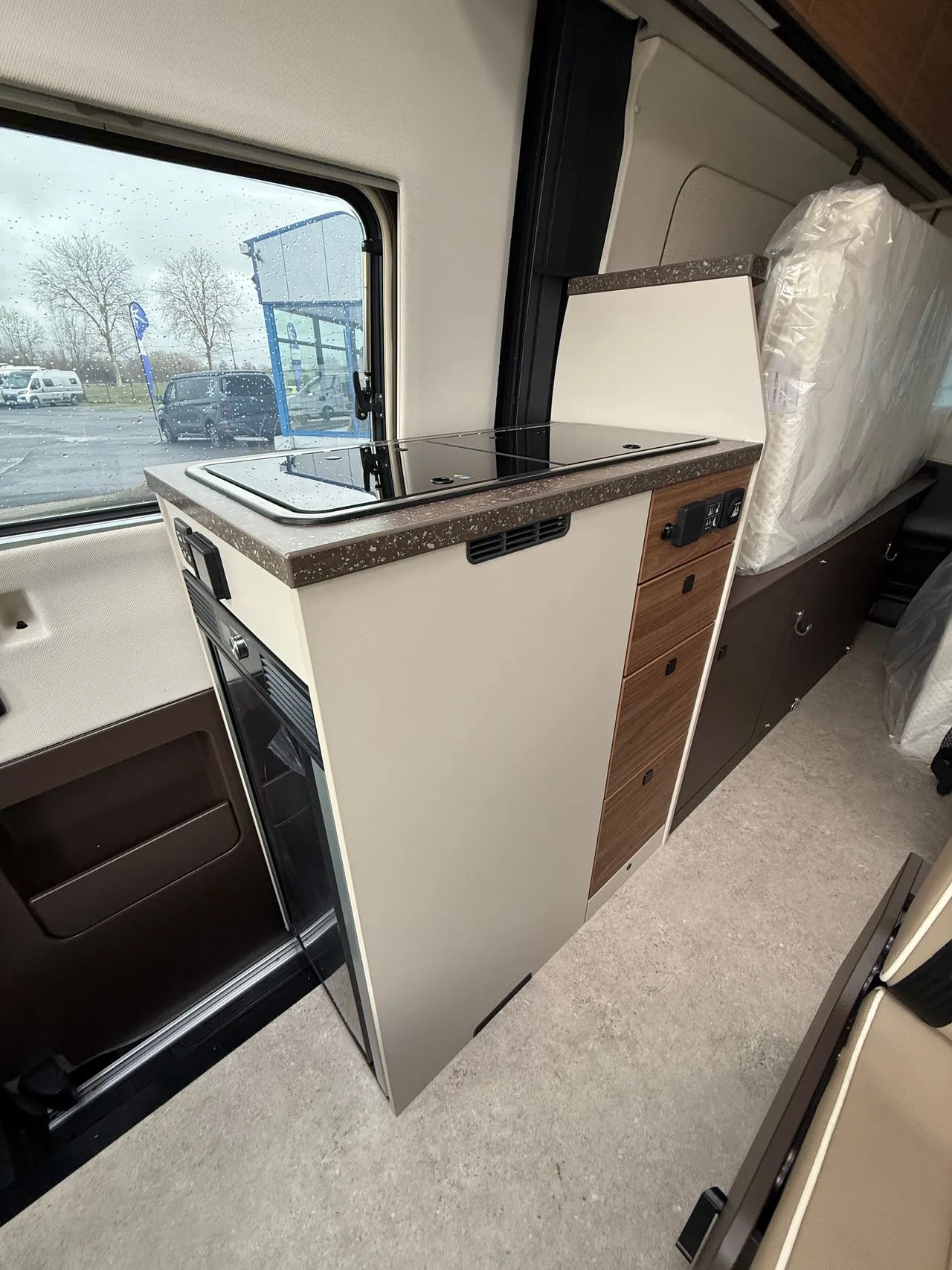 Fourgon aménagé - Burstner - HABITON HMX 6.0 - 2026