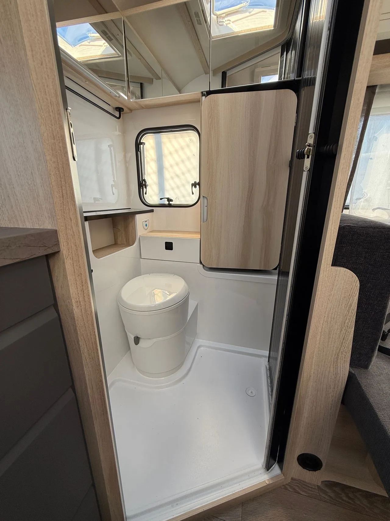 Caravane - Hobby - Hobby De Luxe 460 SFf - 2026