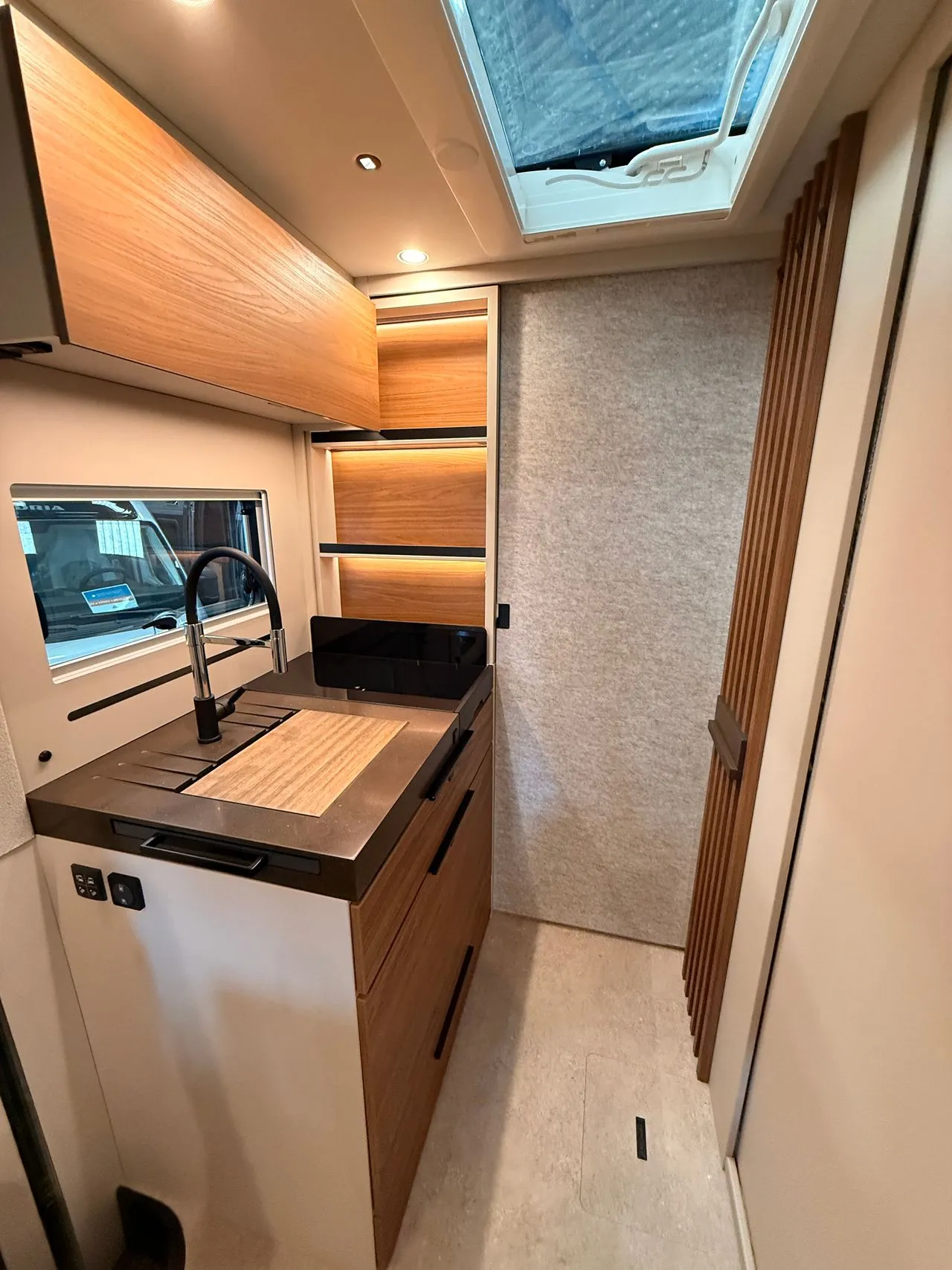 Camping-car - Burstner - SIGNATURE SFT 7.5 - 2026