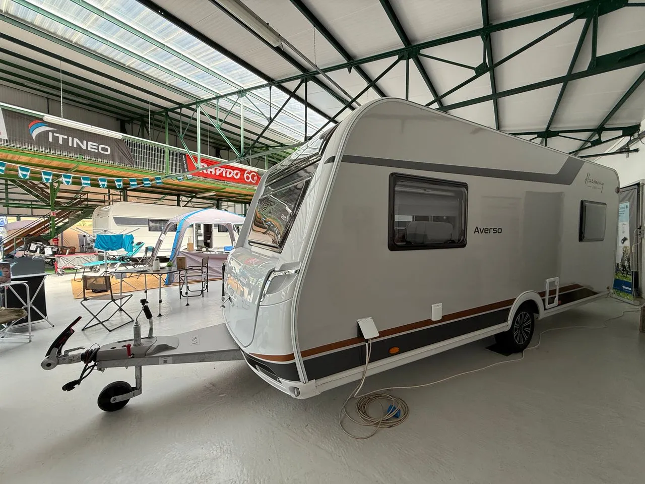 Caravane - Burstner - 535 TL AVERSO - 2025