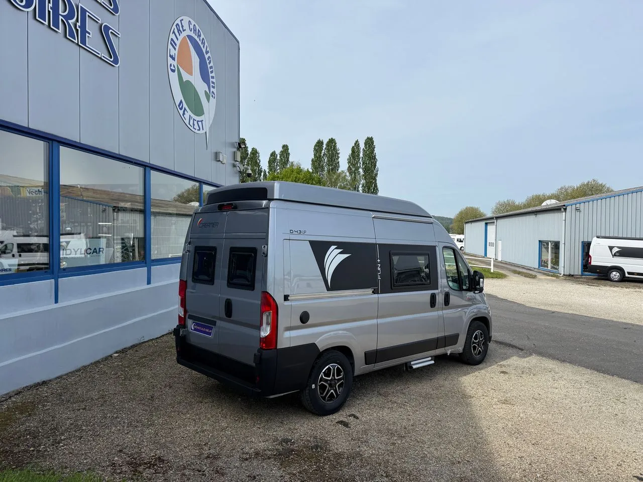 Fourgon aménagé - Dreamer - D43 UP FUN+ - 2026