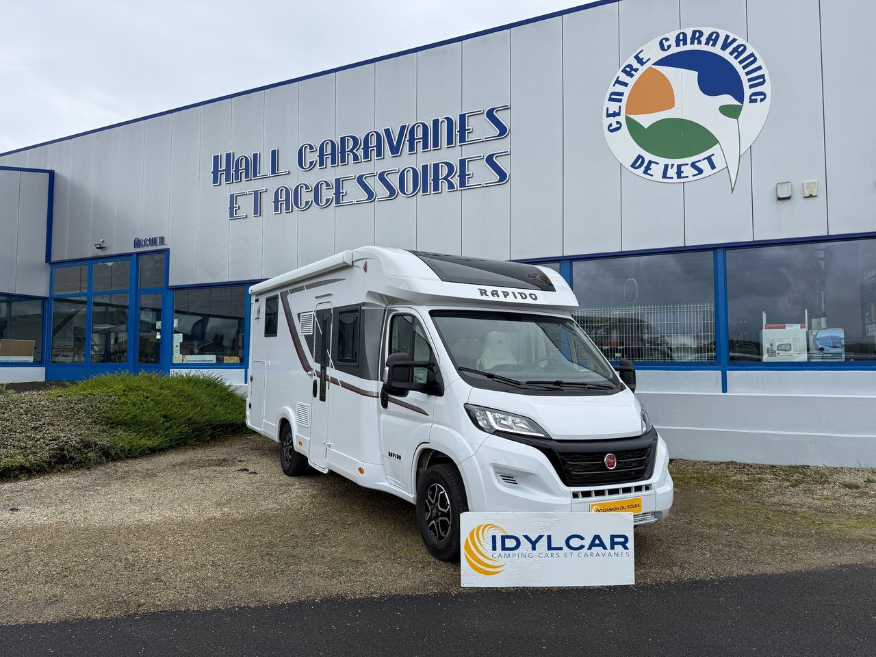 Camping-car RAPIDO 696F