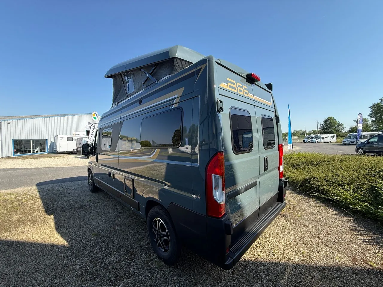 Fourgon aménagé - Burstner - B66 C600 - 2026