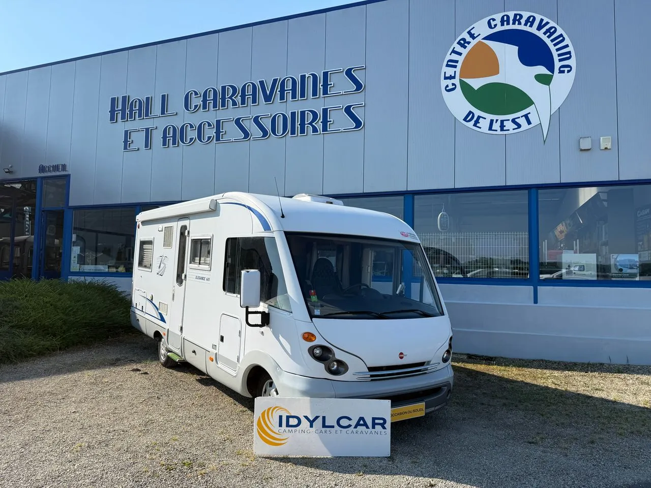 Camping-car occasion – Intégral — Camping-car profilé