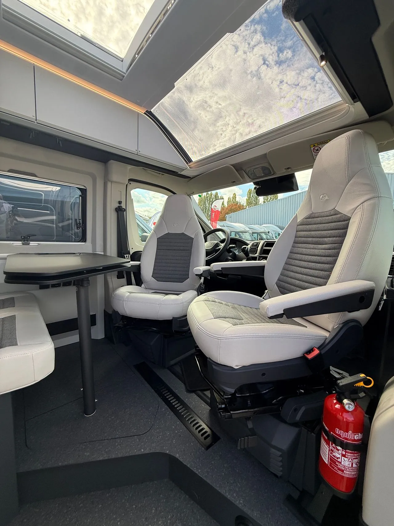 Fourgon aménagé - Adria - TWIN SUPREME 640 SGX - 2027