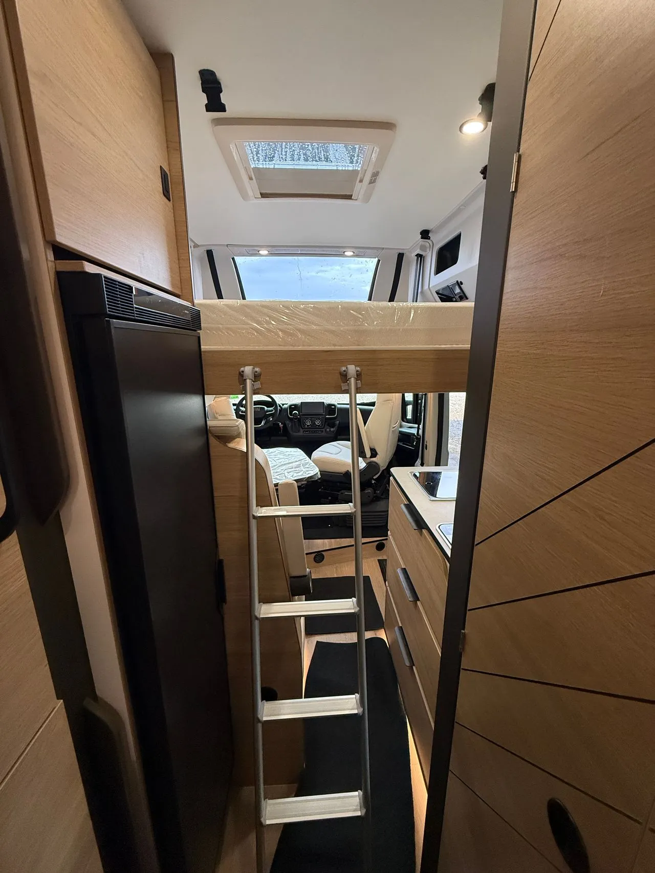 Fourgon aménagé - Campereve - CAMPER VAN XL - 2027