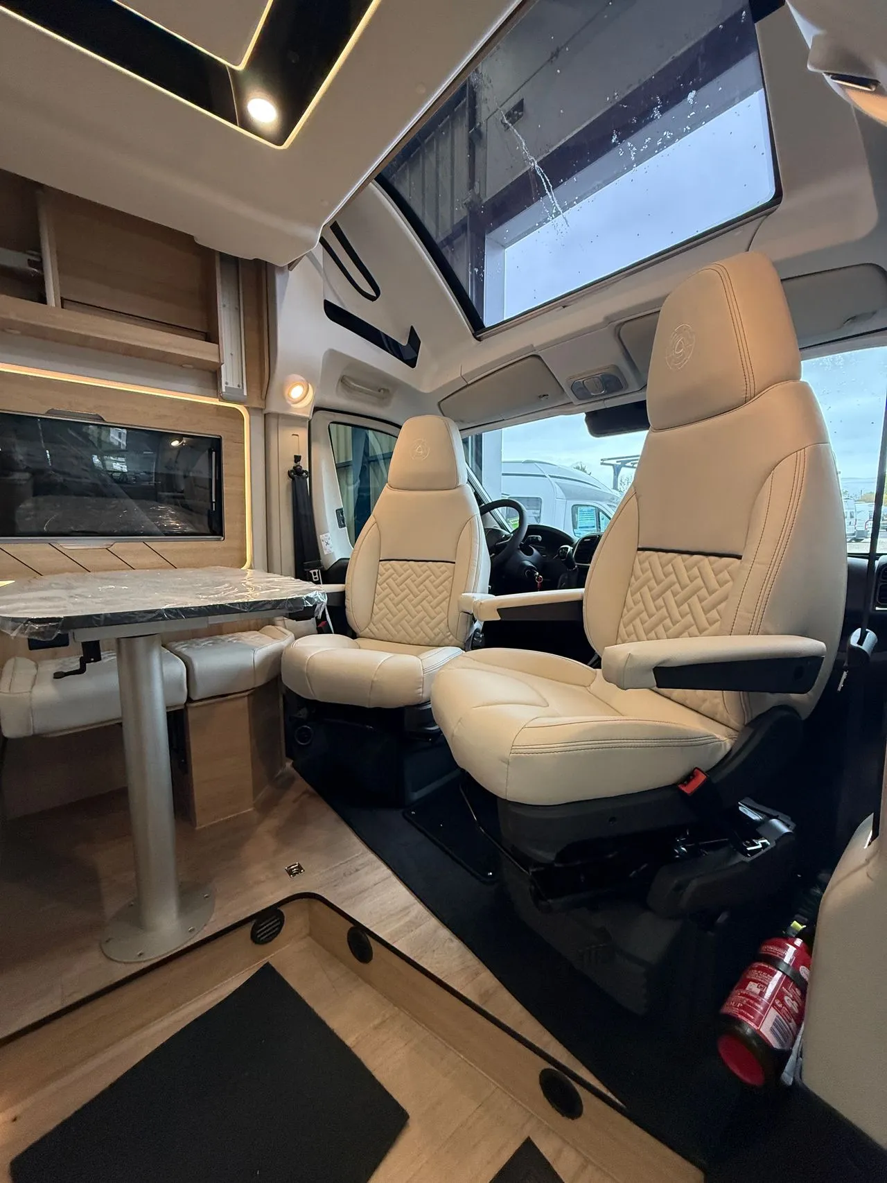 Fourgon aménagé - Campereve - CAMPER VAN XL - 2027