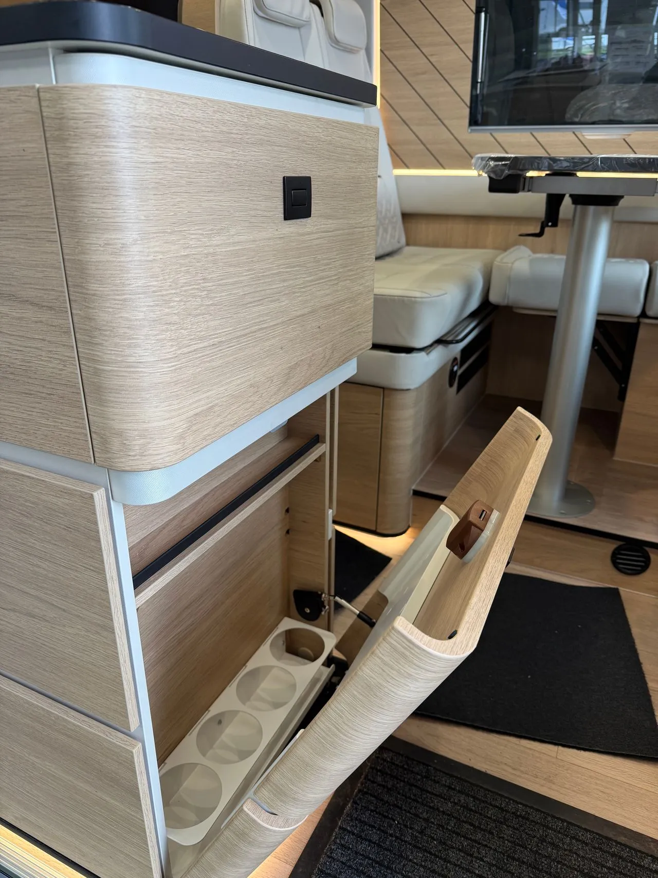 Fourgon aménagé - Campereve - CAMPER VAN XL - 2027