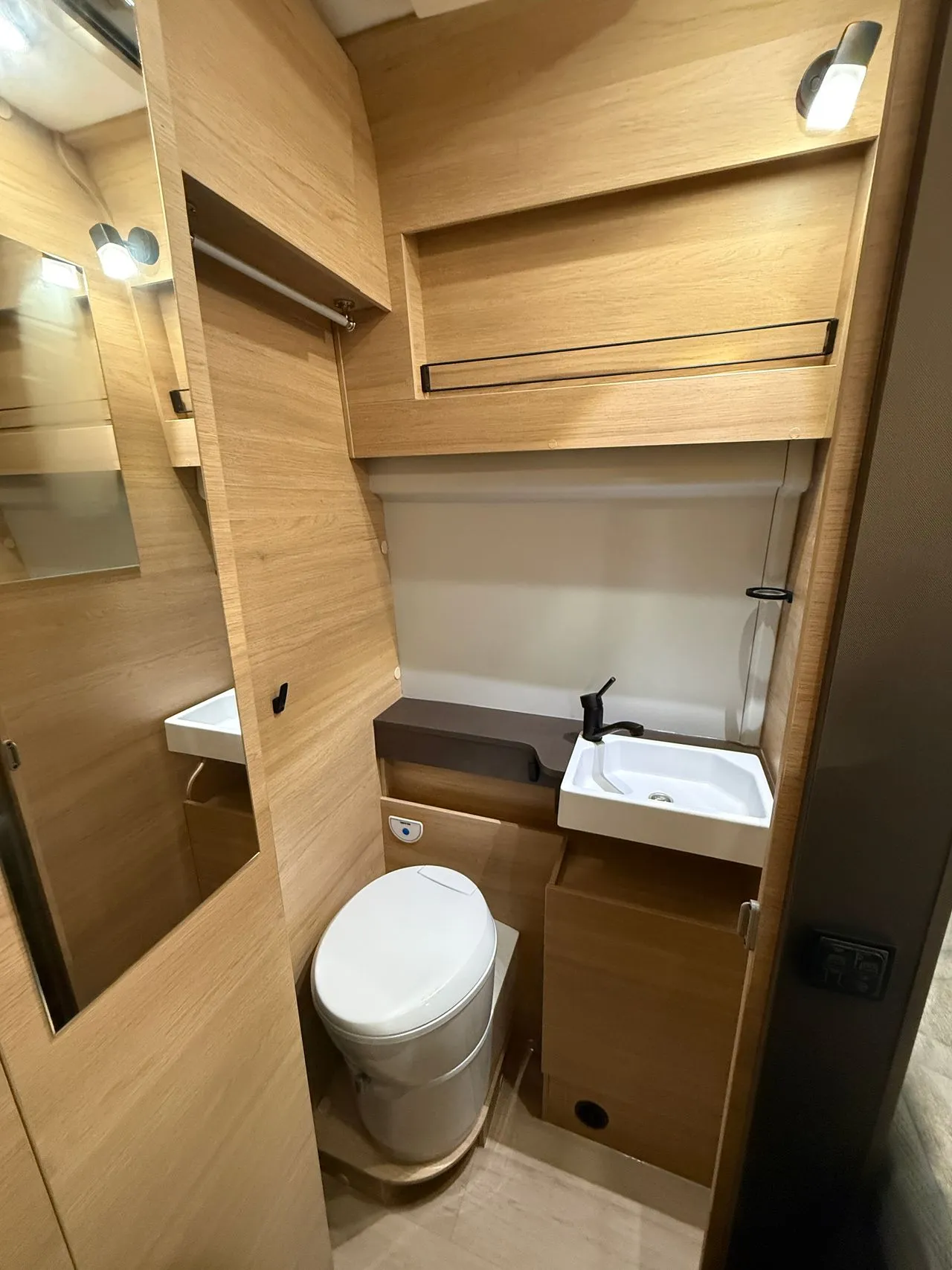 Fourgon aménagé - Campereve - CAMPER VAN XL - 2027