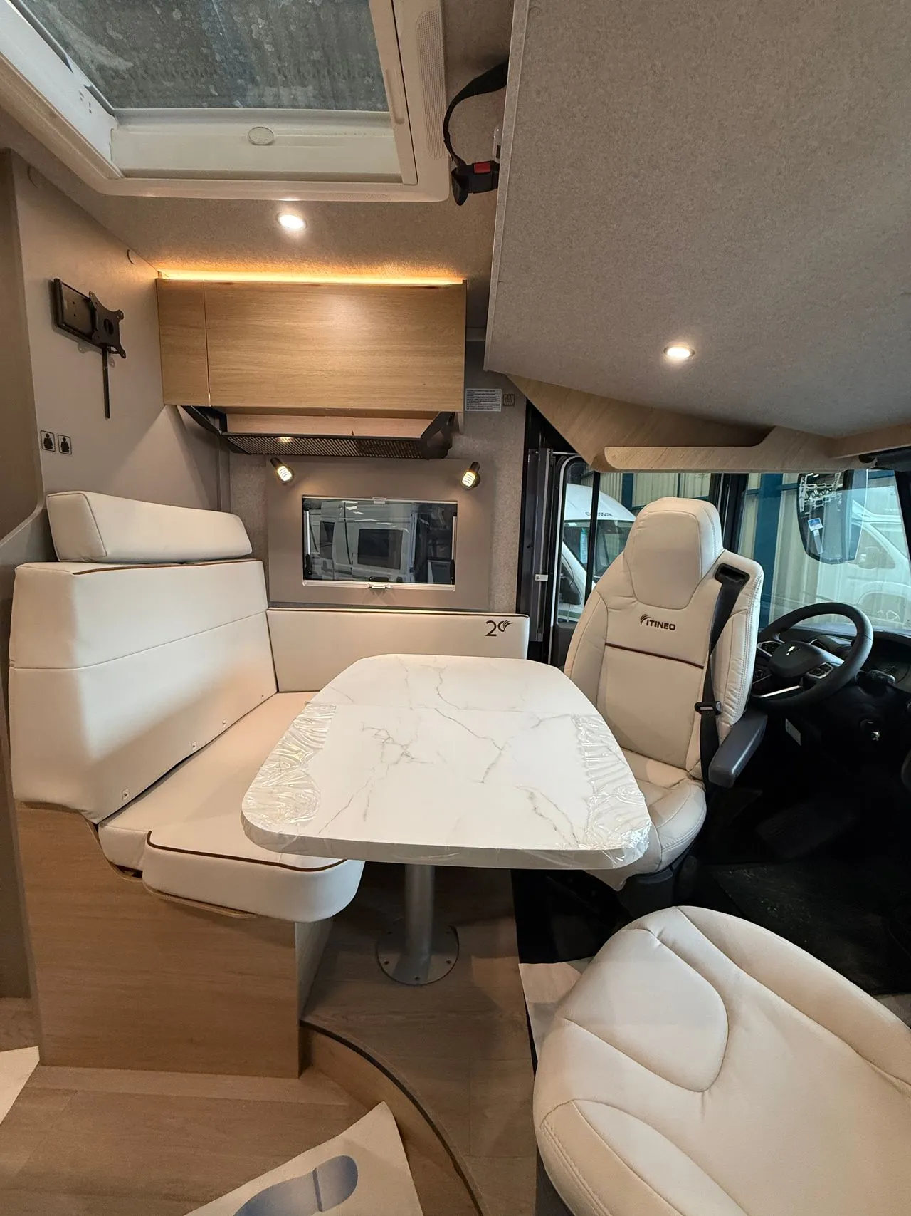 Camping-car - Itineo - CJ 660 20 ANS - 2027