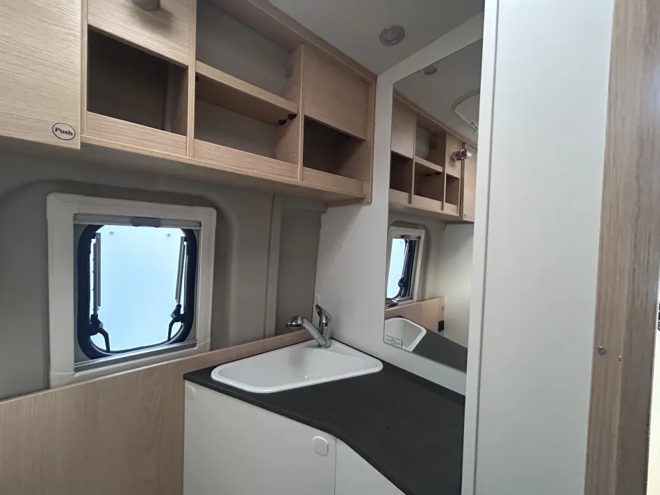 Fourgon aménagé - Sunlight - CLIFF 600 - 2026