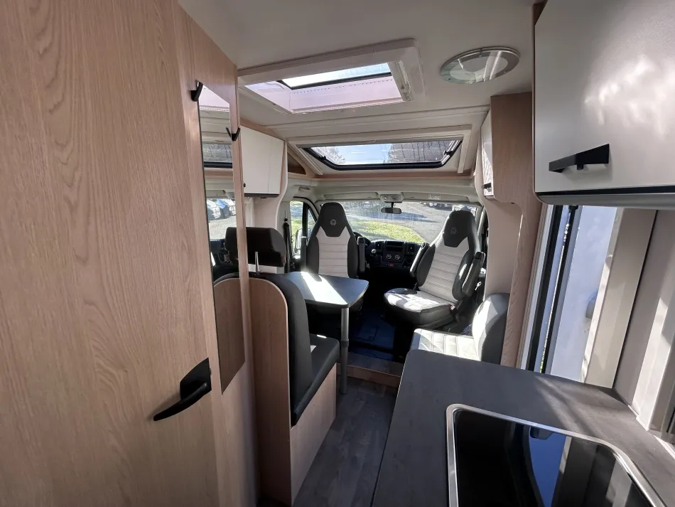 Camping-car - Sunlight - V60 AVENTURE EDITION - 2024