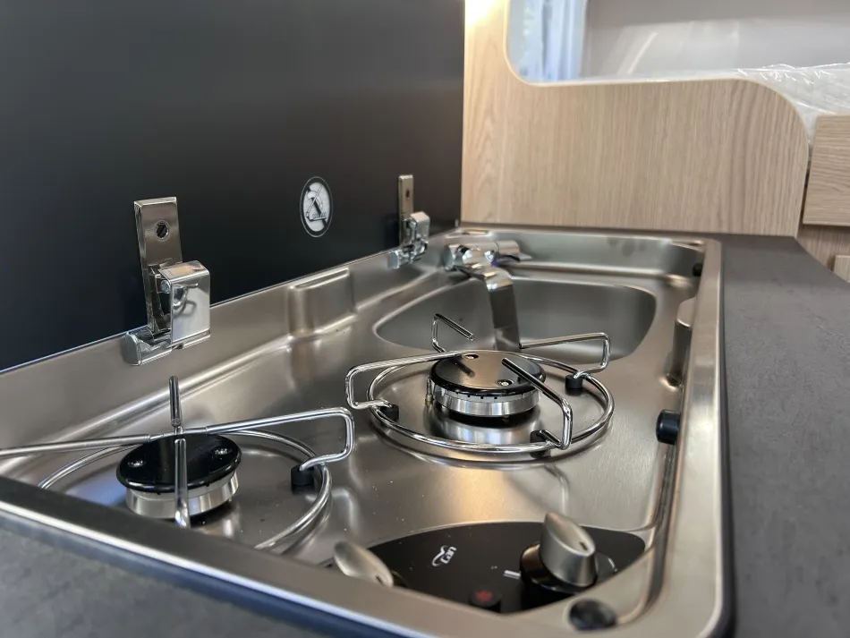 Camping-car - Sunlight - V60 AVENTURE EDITION - 2024