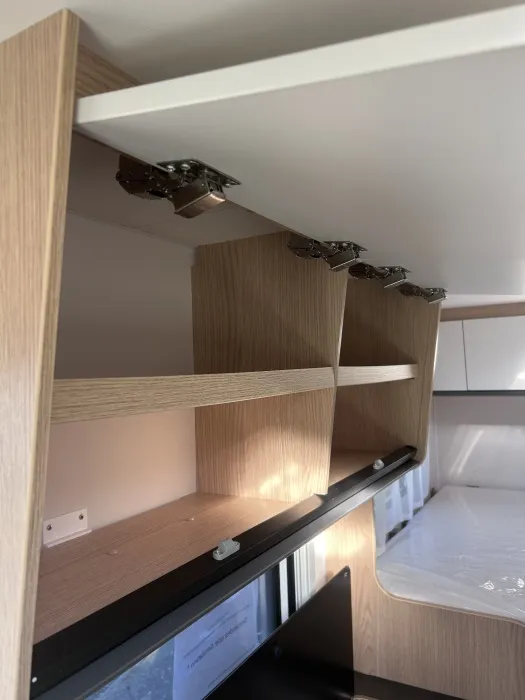 V60 AVENTURE EDITION