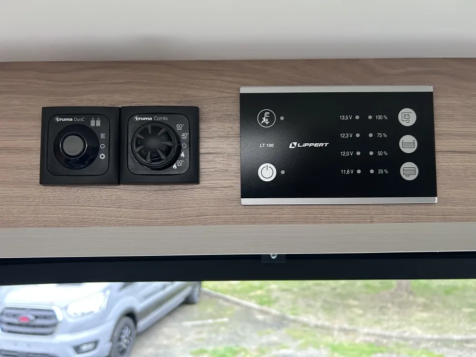 Fourgon aménagé - Dethleffs - GLOBETRAIL 600 S 90 ANS - 2023