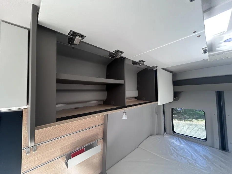 Fourgon aménagé - LMC - INNOVAN BOITE AUTOMATIQUE NEW EDITION 590 - 2022