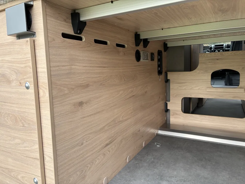 Fourgon aménagé - Dethleffs - GLOBETRAIL ACTIVE 600 DS - 2026