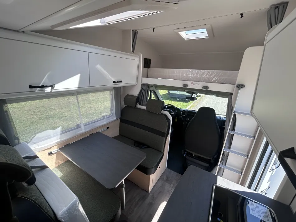 Camping-car - Sunlight - A 68 - 2026