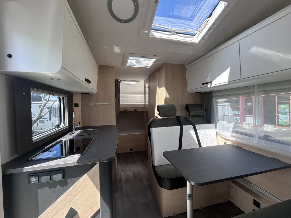 Camping-car - Sunlight - A 68 - 2026