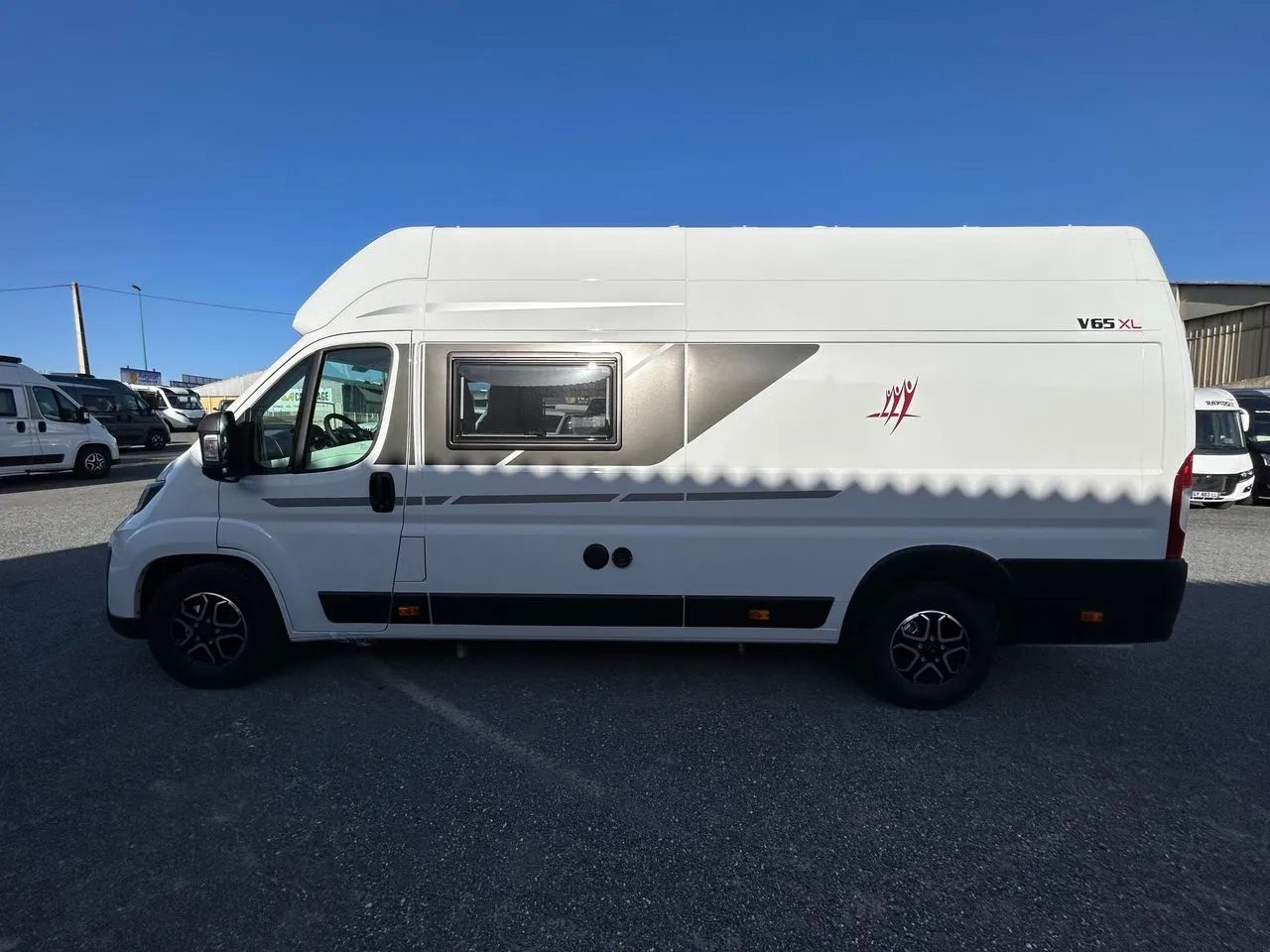 V65 XL