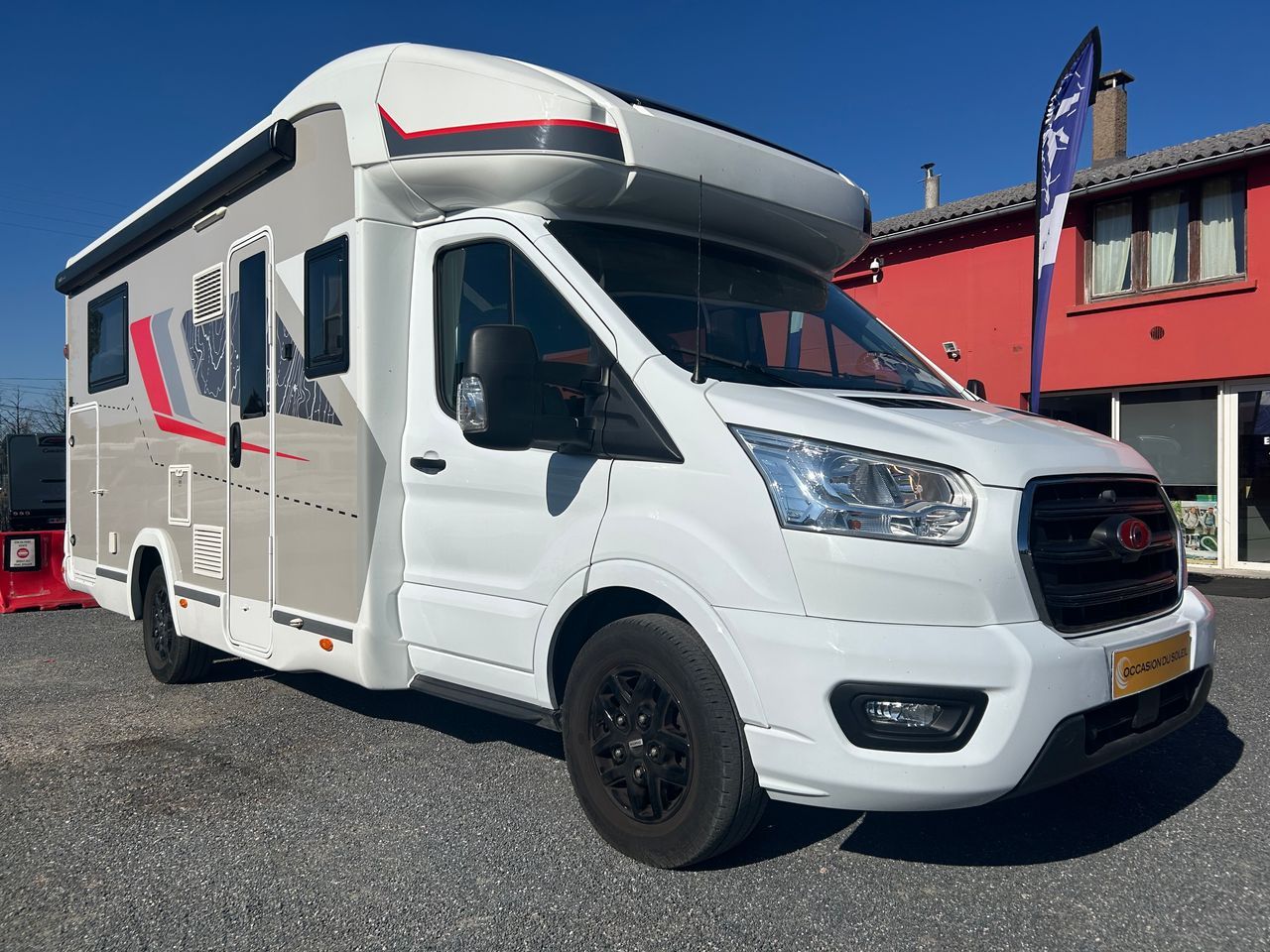 Camping-car CHALLENGER 328 GRAPHITE PREMIUM