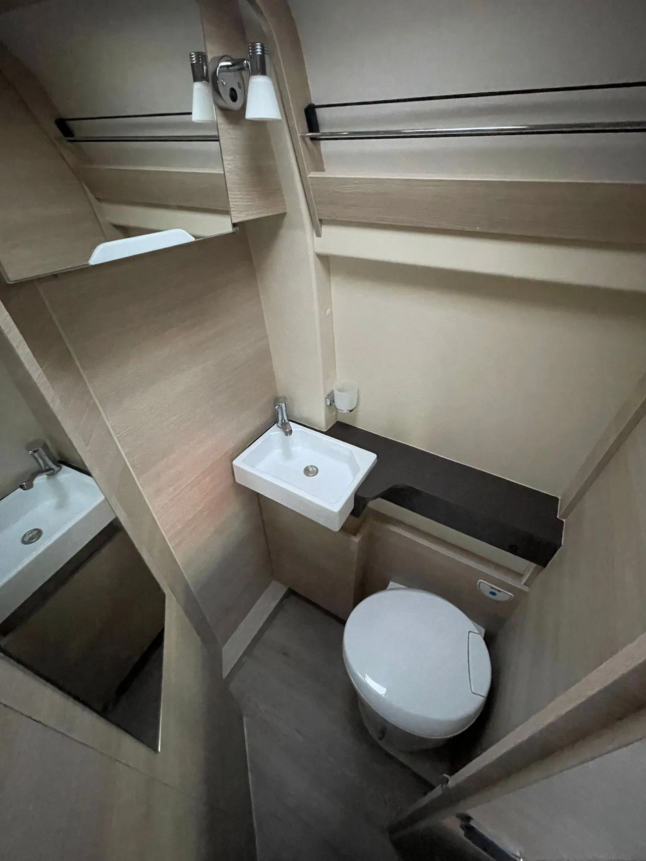 Fourgon aménagé - Rapido - V55 - 2026