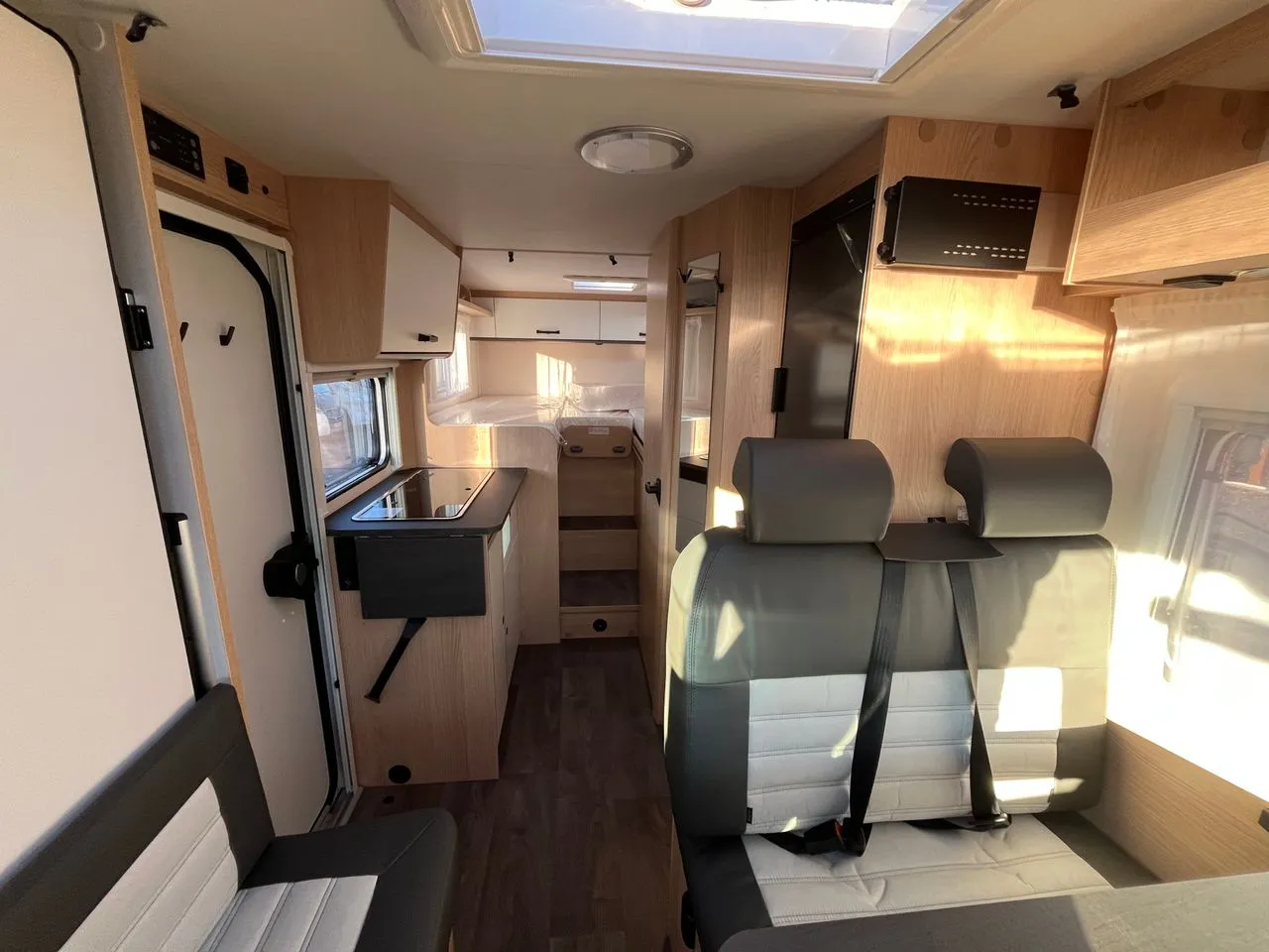 Camping-car - Sunlight - V67S - 2026