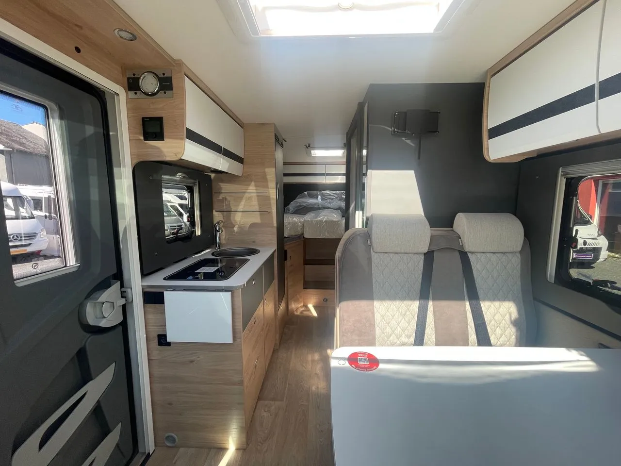 Camping-car - Dethleffs - GLOBEBUS T4 CAMP ACTIVE - 2026