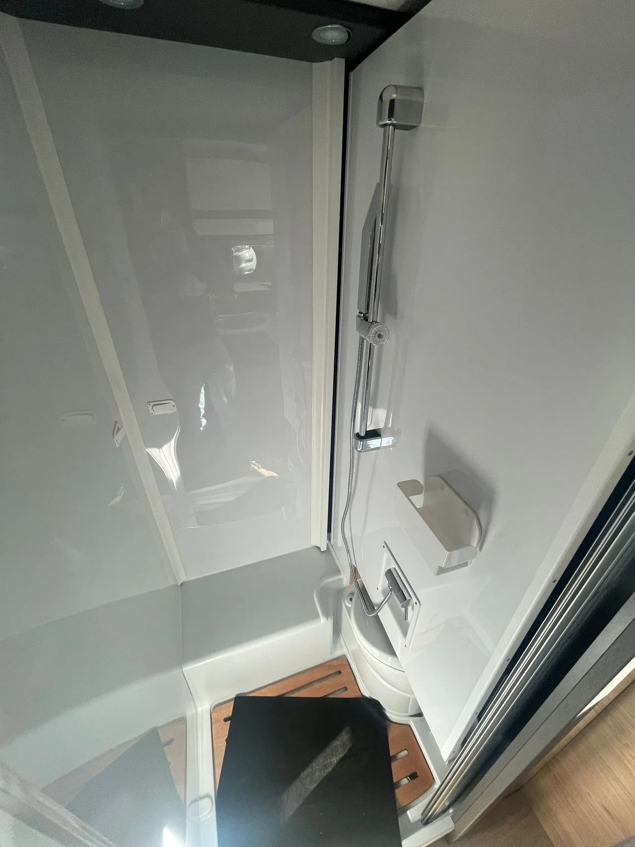 Camping-car - Dethleffs - GLOBEBUS T4 CAMP ACTIVE - 2026