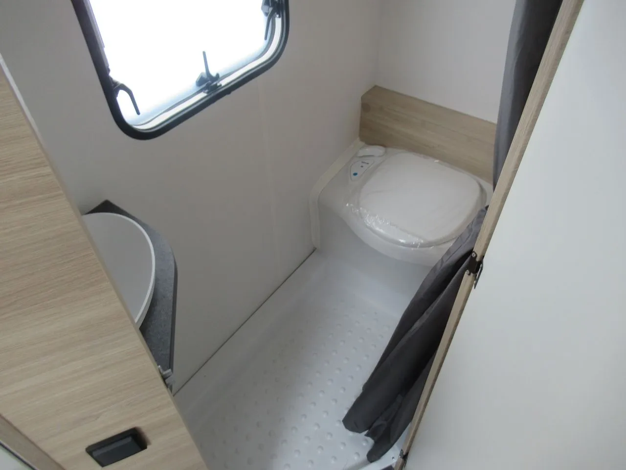 Caravane - Caravelair - 496 - 2025