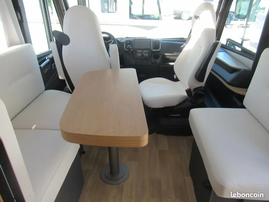 Camping-car - Pilote - g740fc - 2025