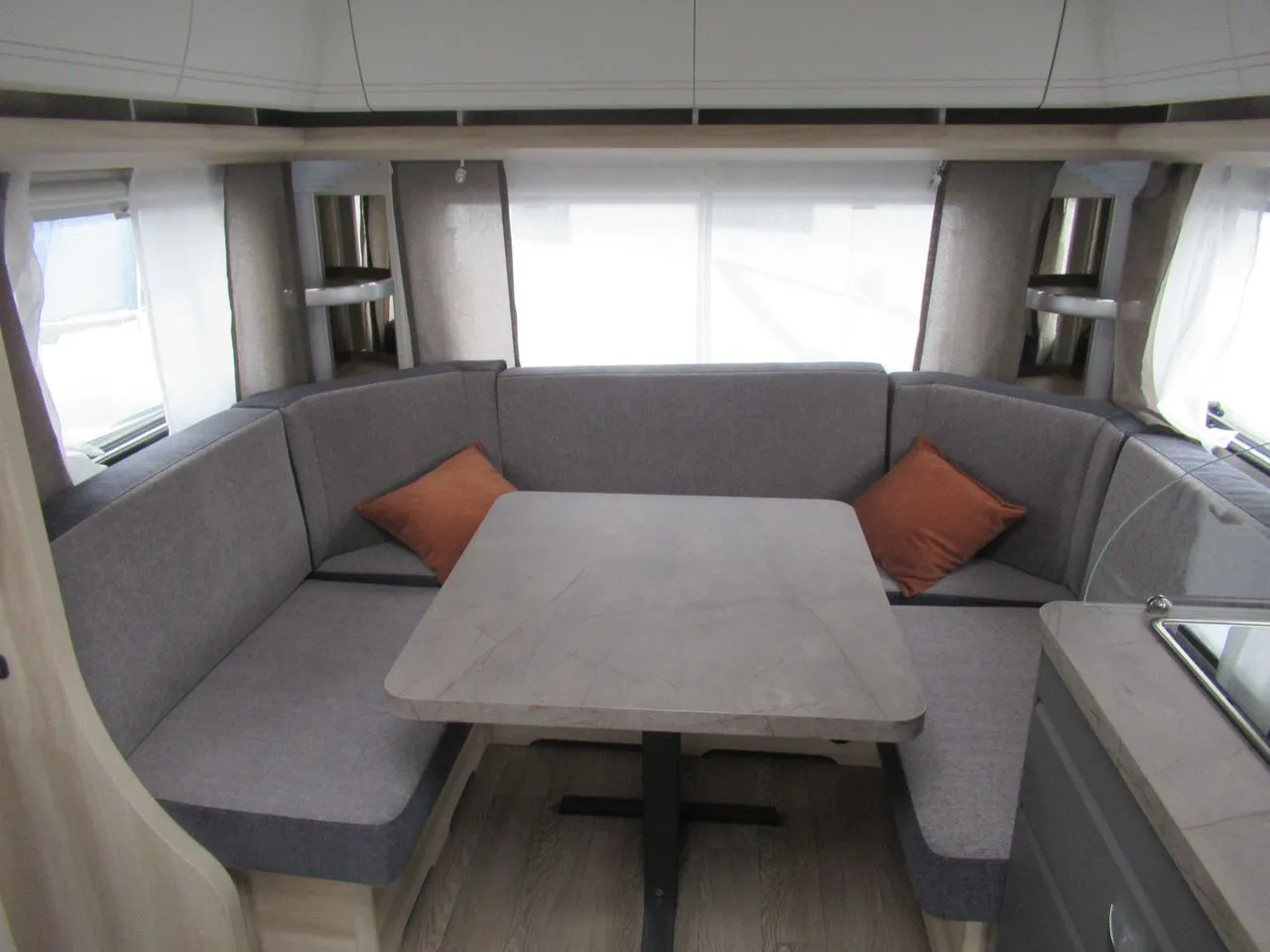 Caravane - Hobby - 460 ufe - 2026