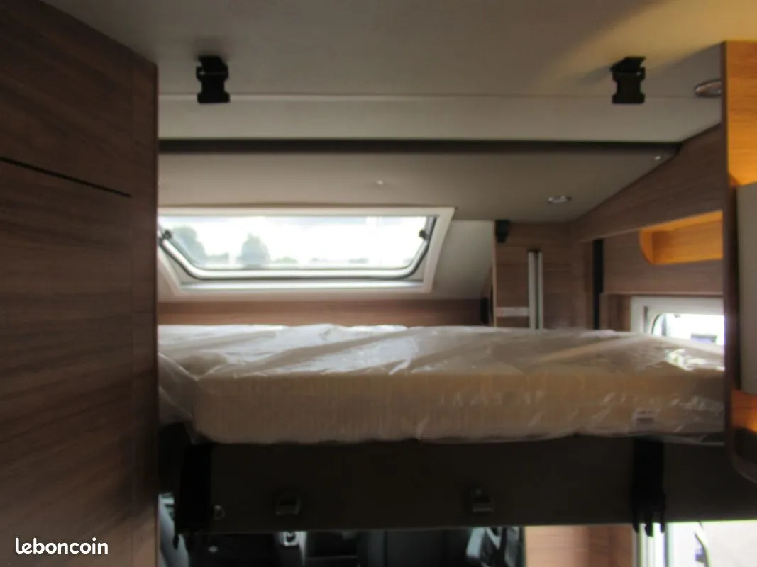 Camping-car - Weinsberg - 550 mg - 2024