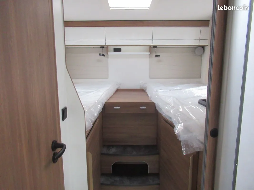 Camping-car - Pilote - g740fgj - 2026