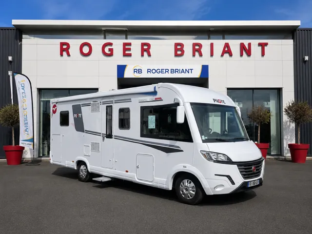 Camping-car occasion – Intégral — Camping-car profilé