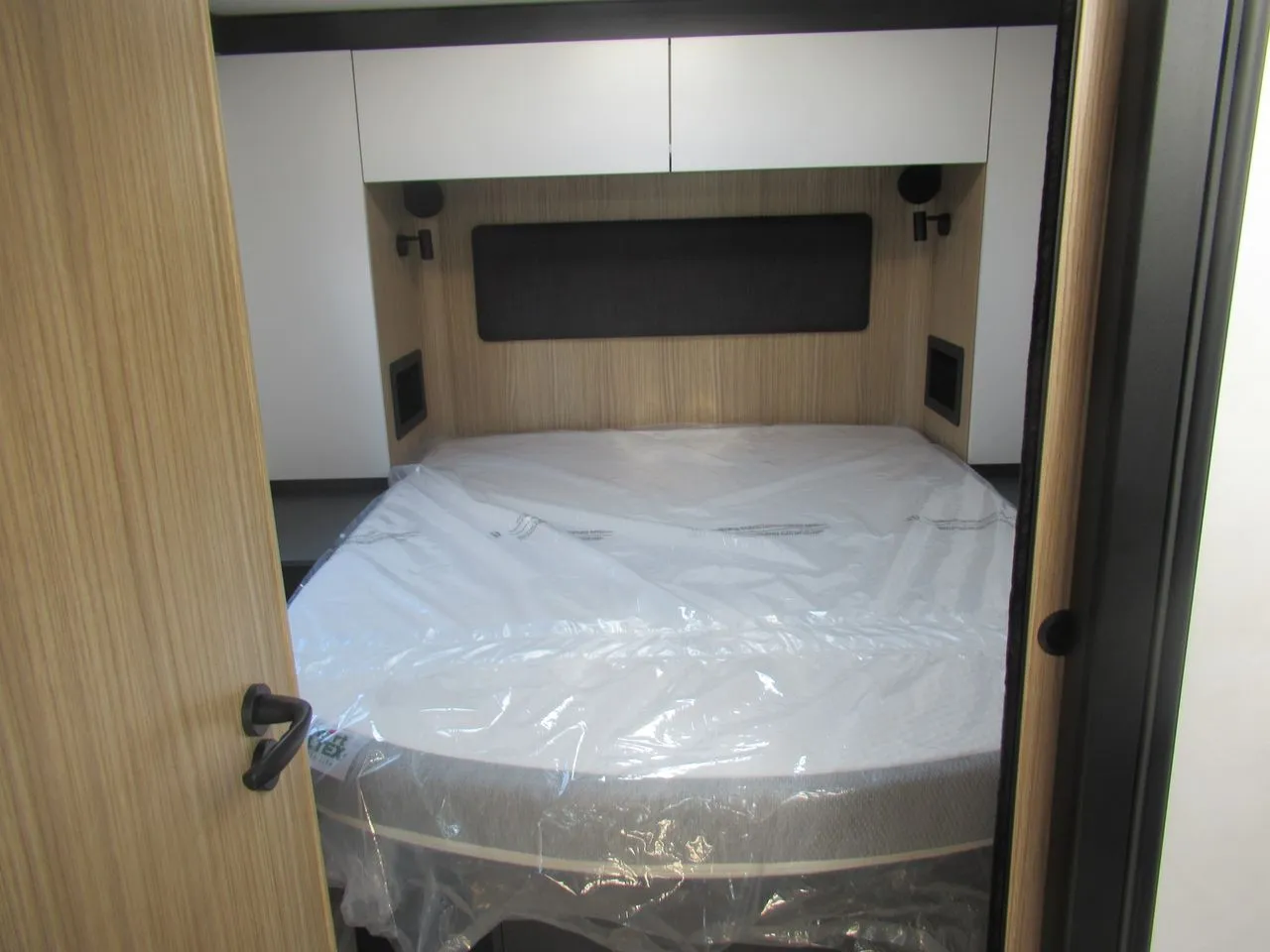 Camping-car - Pilote - g740fc - 2027