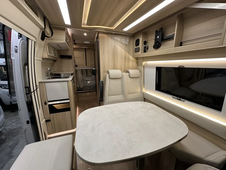 Fourgon aménagé - Campereve - PREMIUM FAMILY VAN - 2025