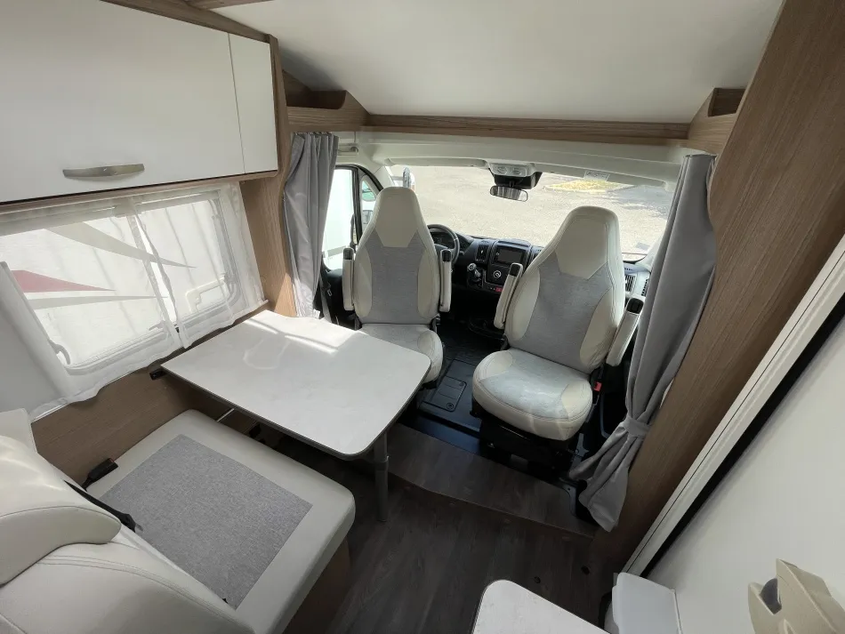 COMPACT V 337 EUROPA EDITION