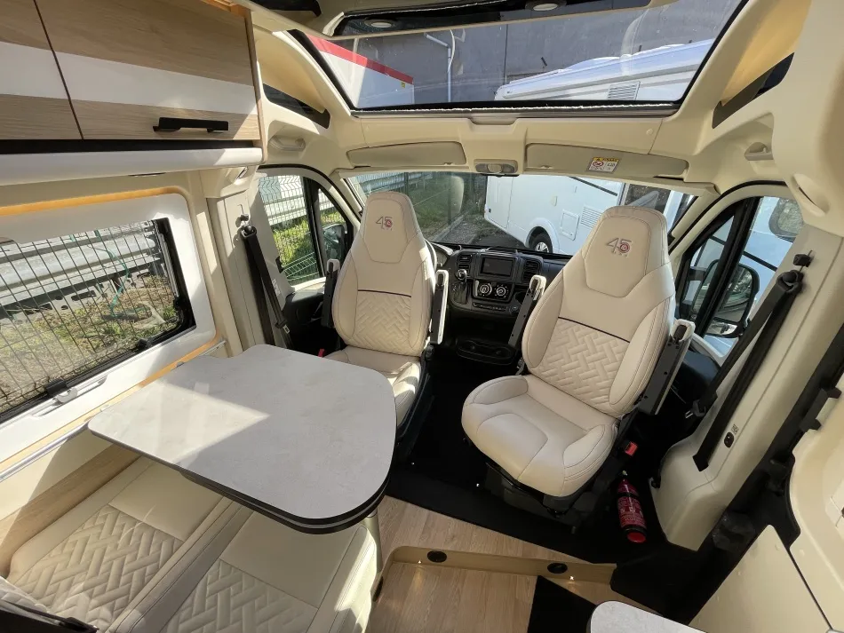 MAGELLAN 643 - 45 ANS