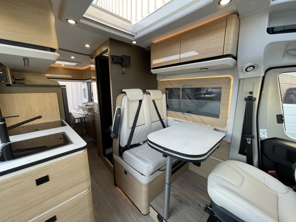 Fourgon aménagé - Campereve - MAGELLAN 746 SAPHIR - 2026