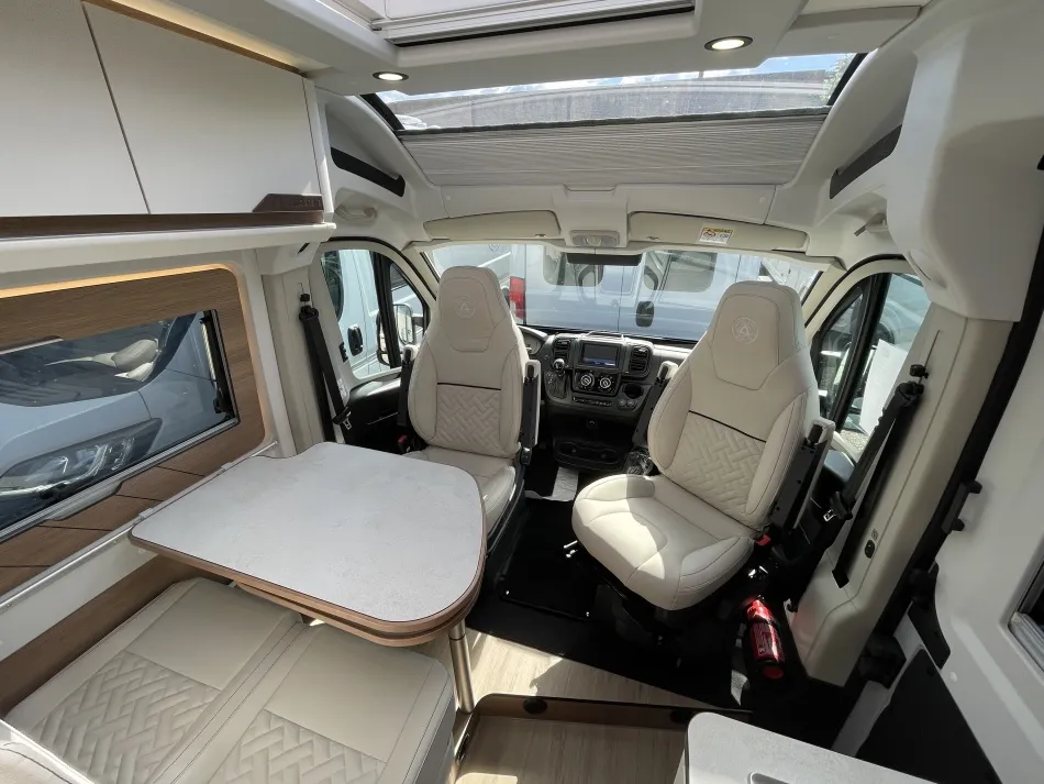 MAGELLAN 643 SAPHIR